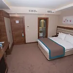 Hotel Gueler Park 4*
