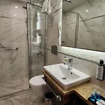 Gueler Park Hotel 4*