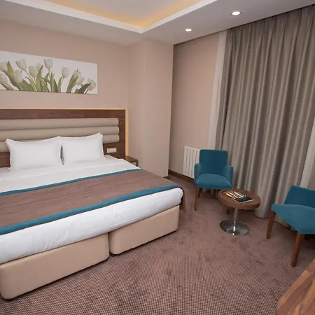Gueler Park 4*