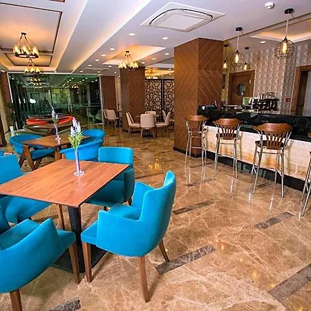 Gueler Park 4*