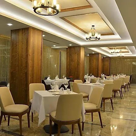 Gueler Park Hotel 4*