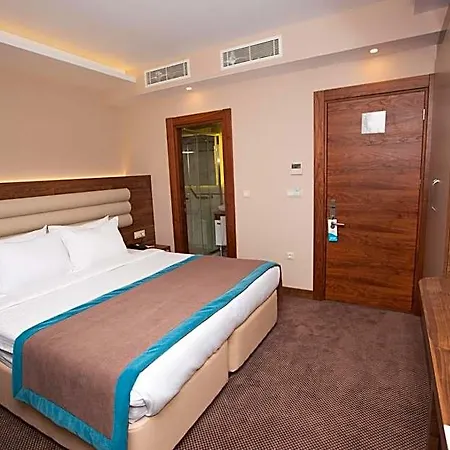Gueler Park Hotel 4*